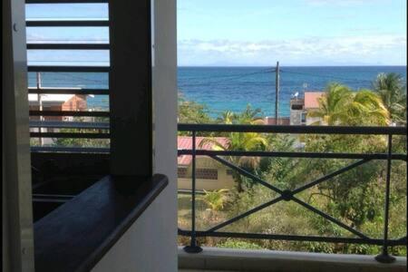 Le Chant Du Diamant Calme Vue Mer Et Plage A 50 M Le Diamant Luaran gambar